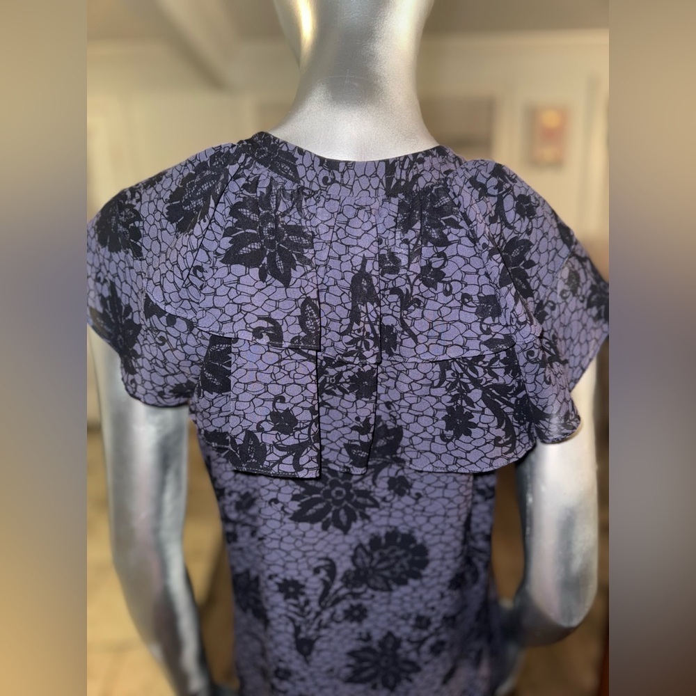 Ann Taylor Blouse - Picture 6 of 6